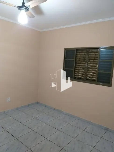 Foto 4 de Casa com 2 quartos à venda, 147m2 em Jardim Concha de Ouro, Jau - SP