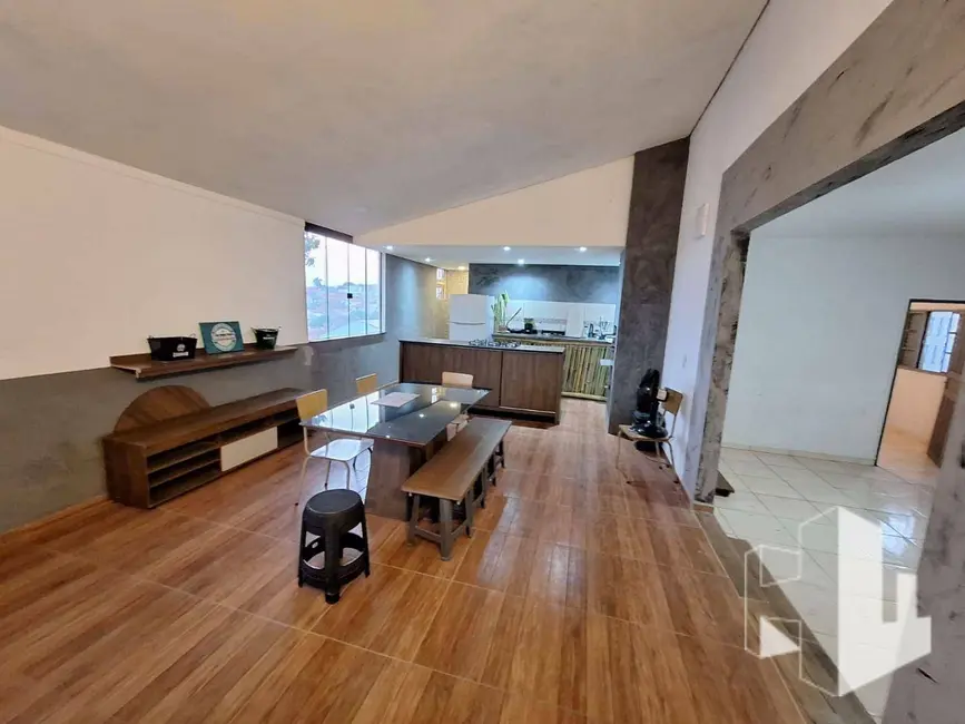 Foto 4 de Casa com 1 quarto à venda, 250m2 em Jardim Parati, Jau - SP