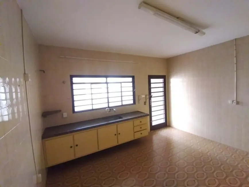 Foto 8 de Casa com 3 quartos para alugar, 250m2 em Jardim das Paineiras, Jau - SP