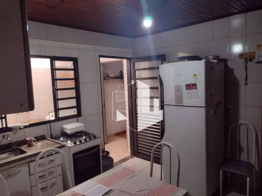 Foto 4 de Casa com 3 quartos à venda, 140m2 em Jardim Vila Maria, Jau - SP