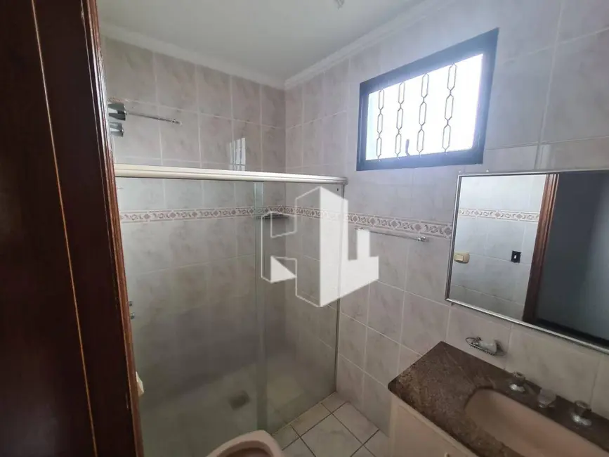 Foto 9 de Casa com 3 quartos para alugar, 200m2 em Jardim Antonina, Jau - SP