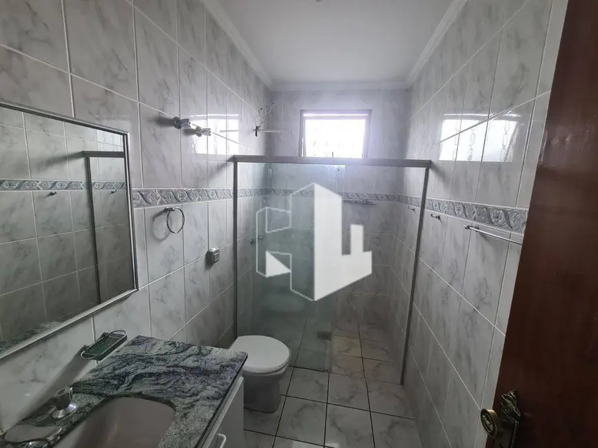 Foto 4 de Casa com 3 quartos para alugar, 200m2 em Jardim Antonina, Jau - SP