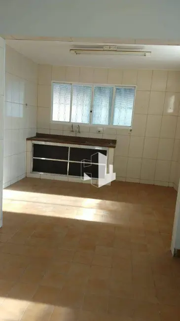 Casa com 3 quartos à venda, 250m2 em Jardim Antonina, Jau - SP - imagem 5 Foto 5 de Casa com 3 quartos à venda, 250m2 em Jardim Antonina, Jau - SP