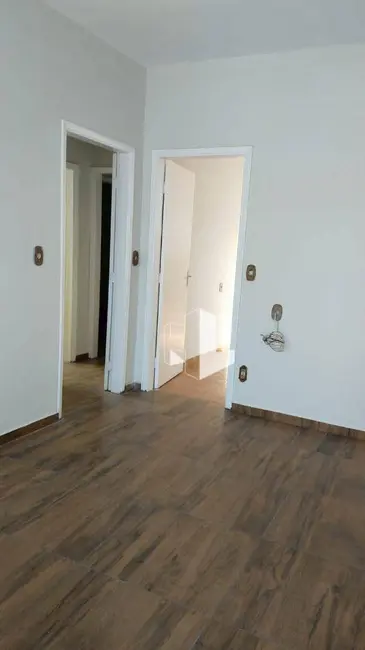 Casa com 3 quartos à venda, 250m2 em Jardim Antonina, Jau - SP - imagem 4 Foto 4 de Casa com 3 quartos à venda, 250m2 em Jardim Antonina, Jau - SP