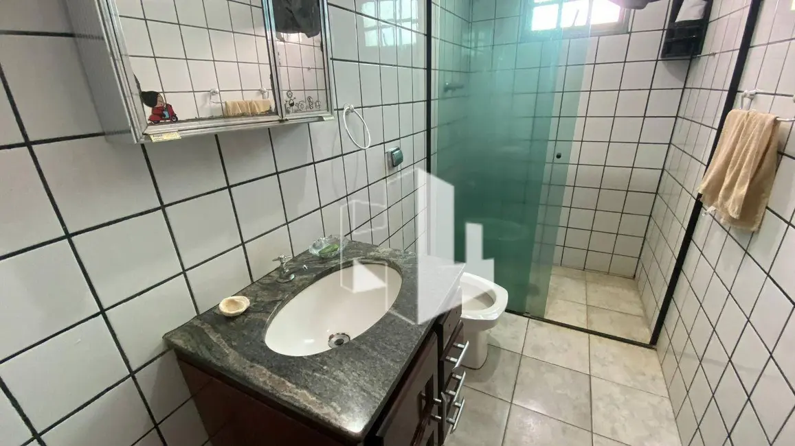 Foto 8 de Casa com 2 quartos à venda e para alugar, 250m2 em Jardim Orlando Chesini Ometto, Jau - SP