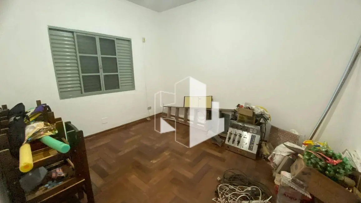 Foto 5 de Casa com 2 quartos à venda e para alugar, 250m2 em Jardim Orlando Chesini Ometto, Jau - SP
