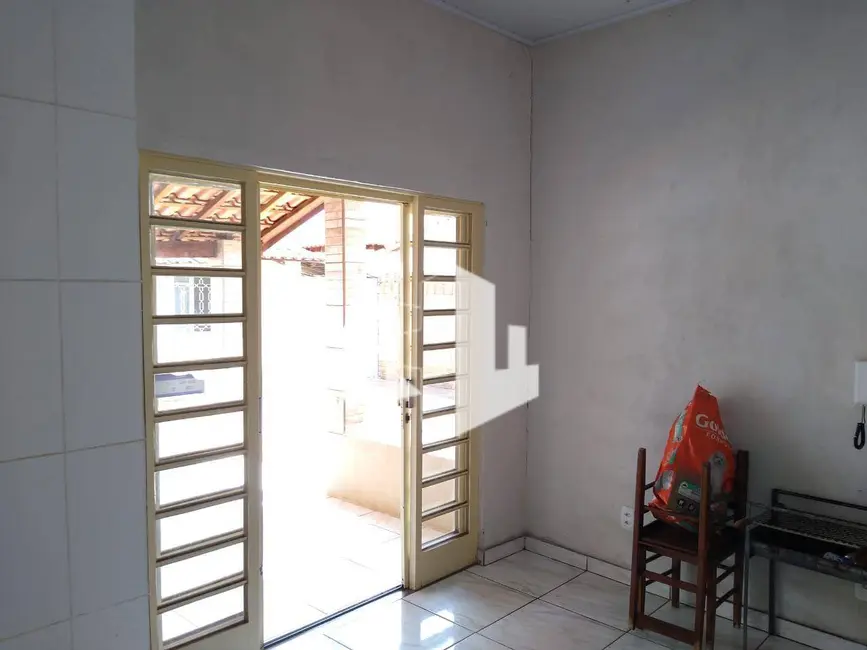 Foto 6 de Casa com 2 quartos à venda, 250m2 em Jardim Pires de Campos, Jau - SP
