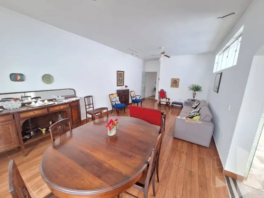 Foto 4 de Casa com 2 quartos à venda, 812m2 em Chácara Bela Vista, Jau - SP