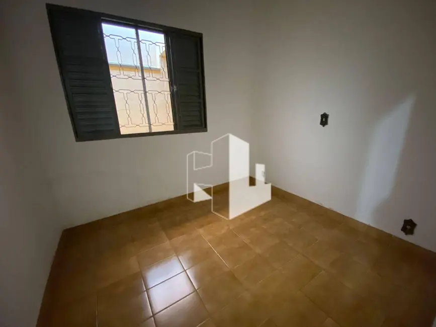 Foto 4 de Casa com 3 quartos para alugar, 150m2 em Jardim das Paineiras, Jau - SP