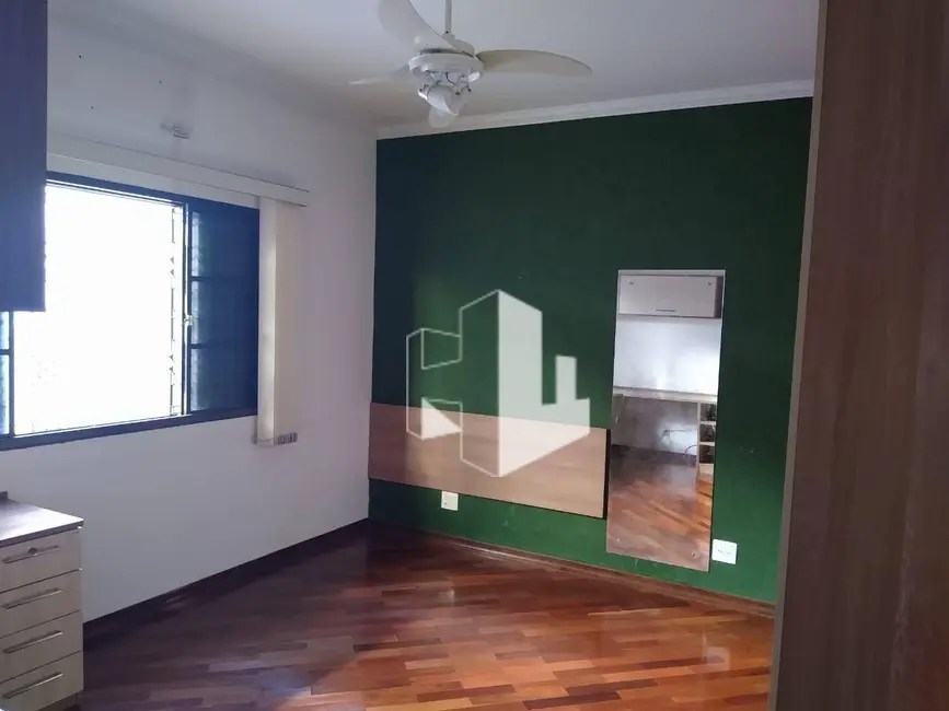 Foto 9 de Casa com 3 quartos para alugar, 300m2 em Chácara Nunes, Jau - SP
