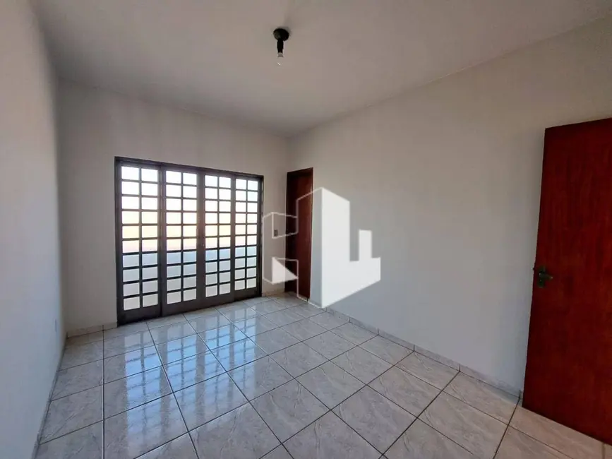 Foto 1 de Apartamento com 1 quarto para alugar, 40m2 em Vila Nova, Jau - SP