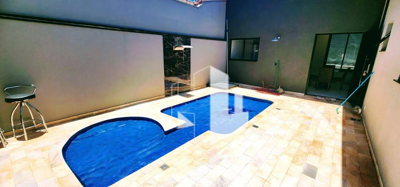 Foto 1 de Casa com 2 quartos à venda, 180m2 em Chácara Bela Vista, Jau - SP