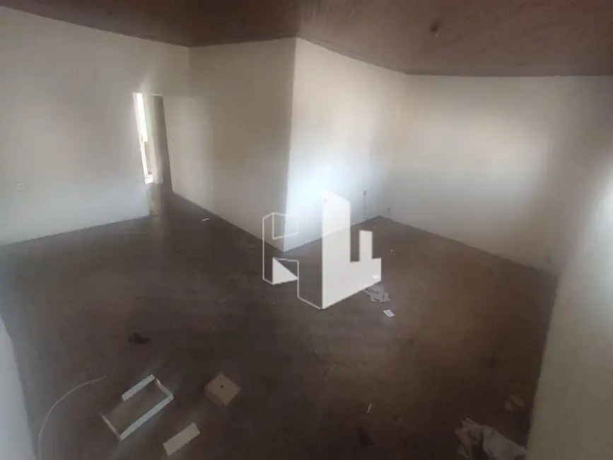 Foto 3 de Casa com 3 quartos à venda, 190m2 em Centro, Jau - SP