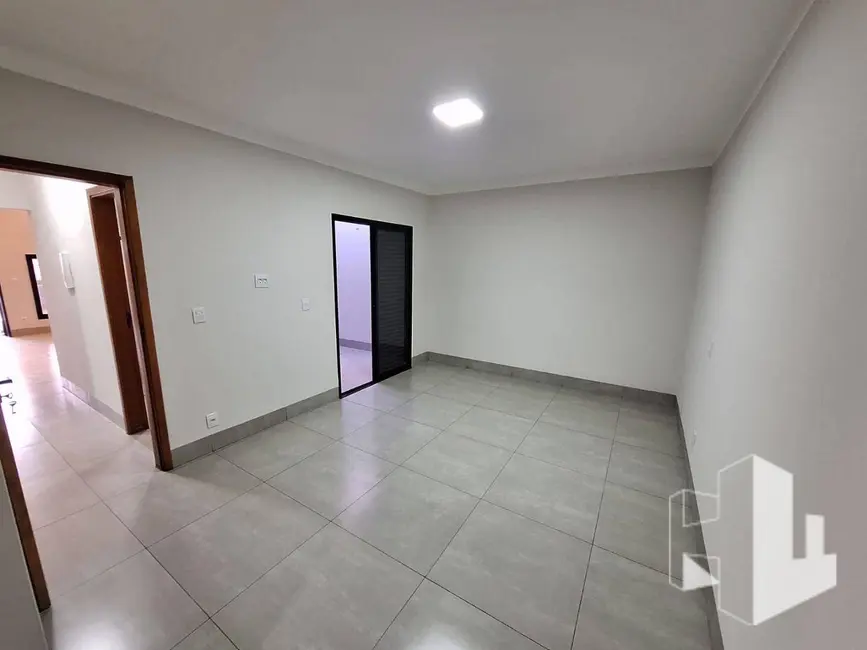 Foto 8 de Casa de Condomínio com 3 quartos à venda e para alugar, 180m2 em Jardim Europa, Jau - SP