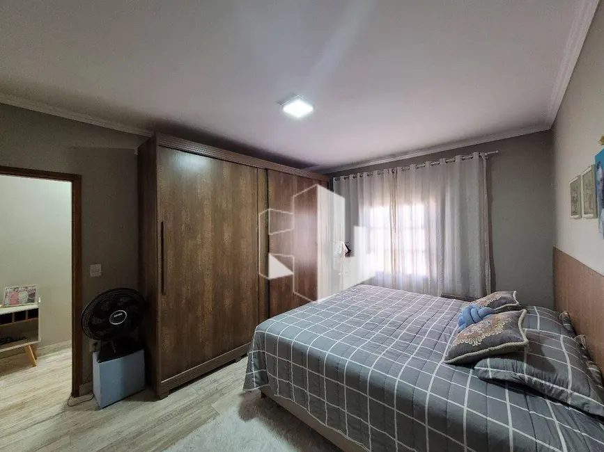 Foto 5 de Casa com 2 quartos à venda, 250m2 em Vila Maria Cristina, Jau - SP