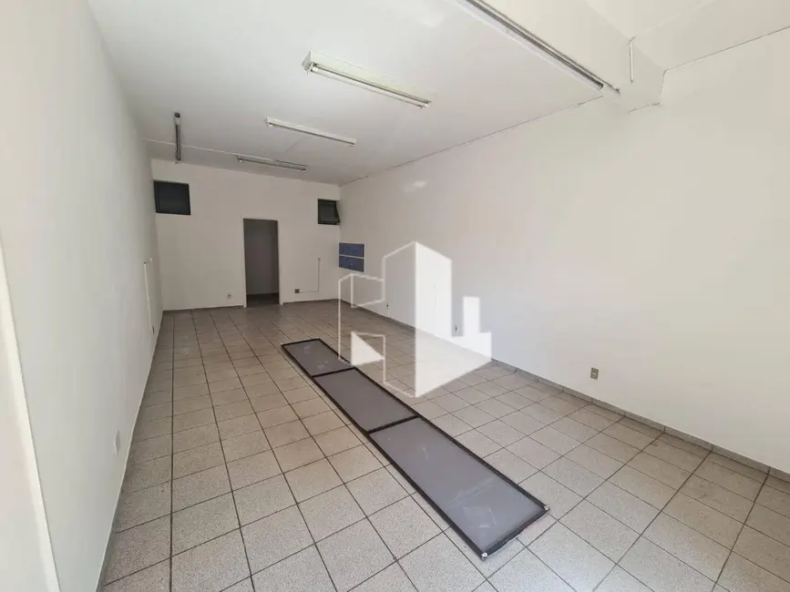 Foto 1 de Sala Comercial para alugar, 30m2 em Centro, Jau - SP