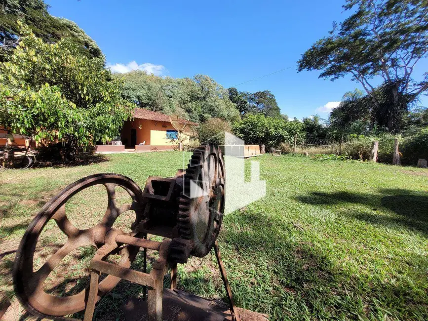 Chácara com 2 quartos para alugar, 1200m2 em Parque Frei Galvão, Jau - SP - imagem 1 Foto 1 de Chácara com 2 quartos para alugar, 1200m2 em Parque Frei Galvão, Jau - SP
