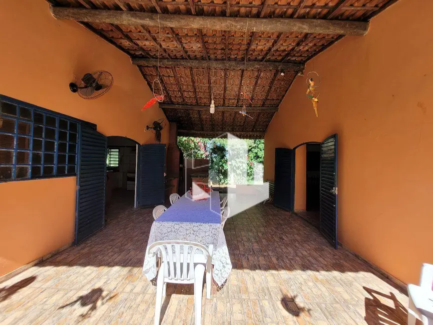 Chácara com 2 quartos para alugar, 1200m2 em Parque Frei Galvão, Jau - SP - imagem 4 Foto 4 de Chácara com 2 quartos para alugar, 1200m2 em Parque Frei Galvão, Jau - SP