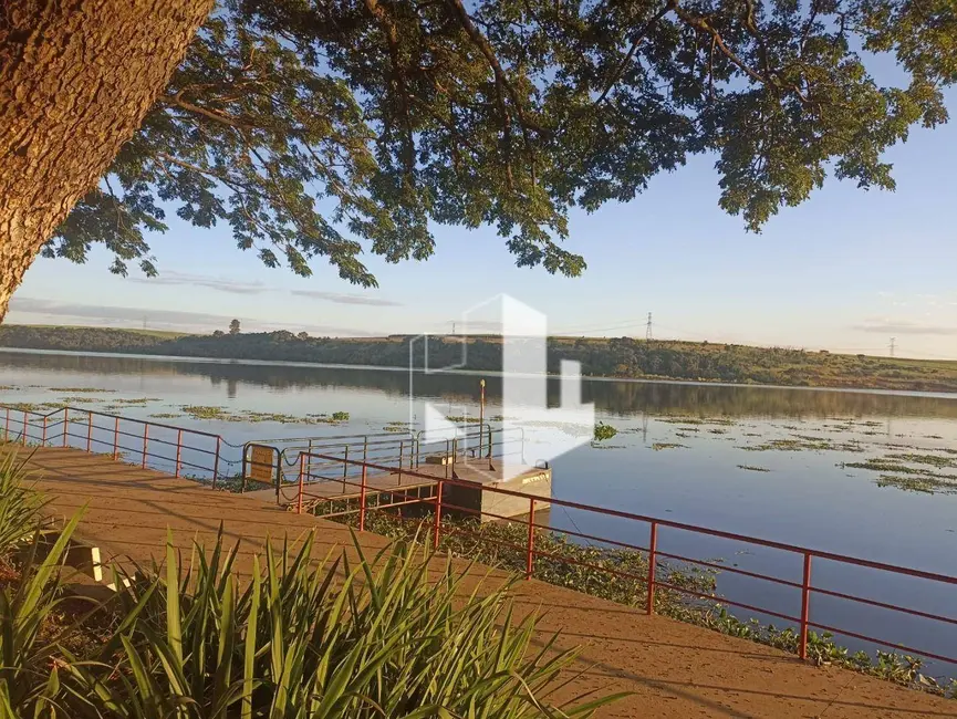 Chácara com 2 quartos para alugar, 1200m2 em Parque Frei Galvão, Jau - SP - imagem 6 Foto 6 de Chácara com 2 quartos para alugar, 1200m2 em Parque Frei Galvão, Jau - SP