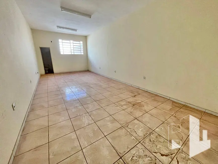 Foto 1 de Sala Comercial para alugar, 40m2 em Centro, Jau - SP