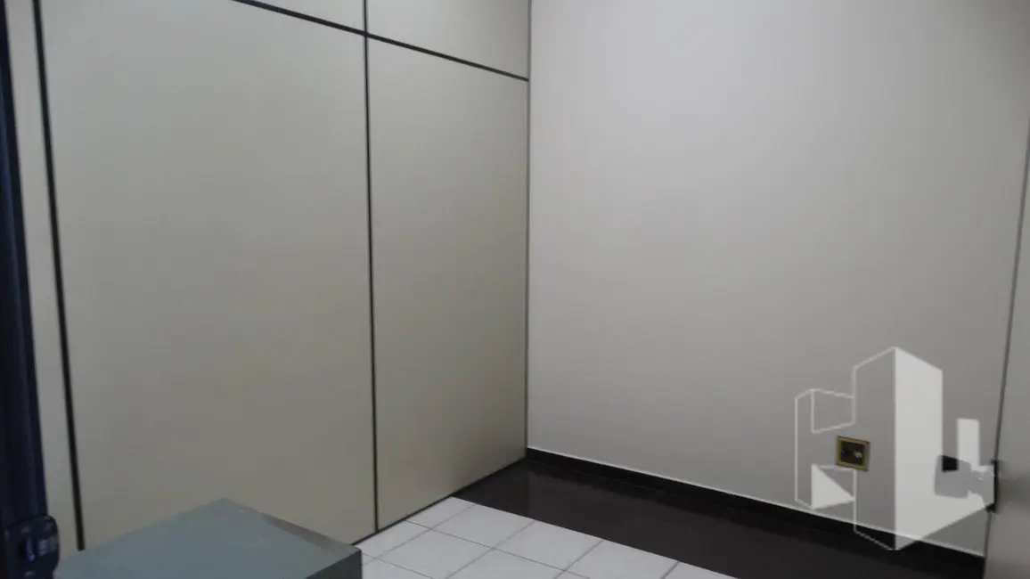 Foto 4 de Sala Comercial para alugar, 60m2 em Centro, Jau - SP