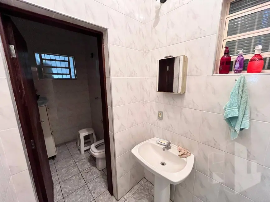 Foto 9 de Sala Comercial para alugar, 200m2 em Vila Assis, Jau - SP