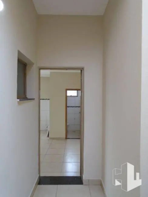 Foto 3 de Sala Comercial para alugar, 60m2 em Jardim Orlando Chesini Ometto II, Jau - SP