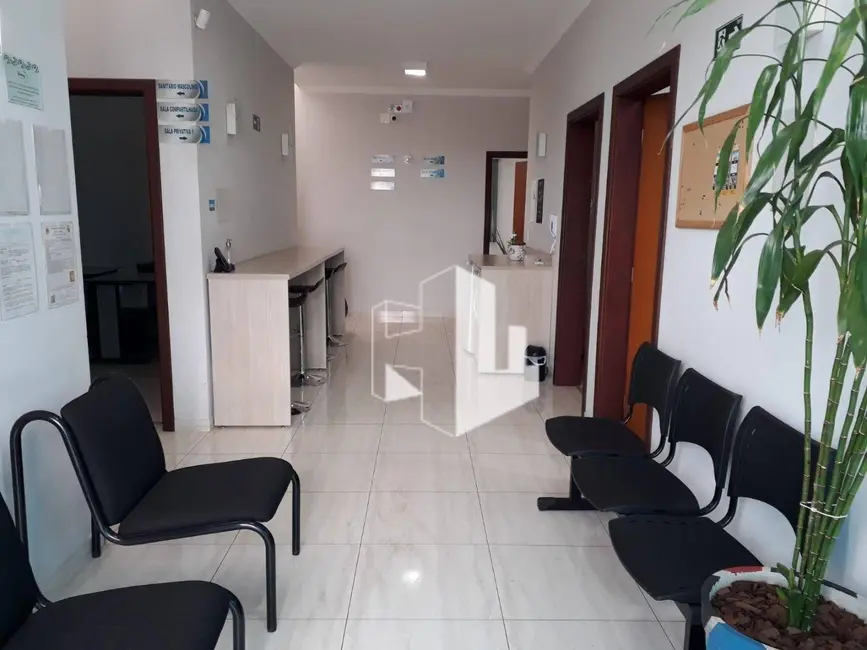 Foto 4 de Sala Comercial para alugar, 12m2 em Vila Assis, Jau - SP
