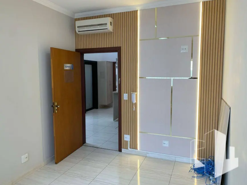 Foto 1 de Sala Comercial para alugar, 1200m2 em Vila Assis, Jau - SP