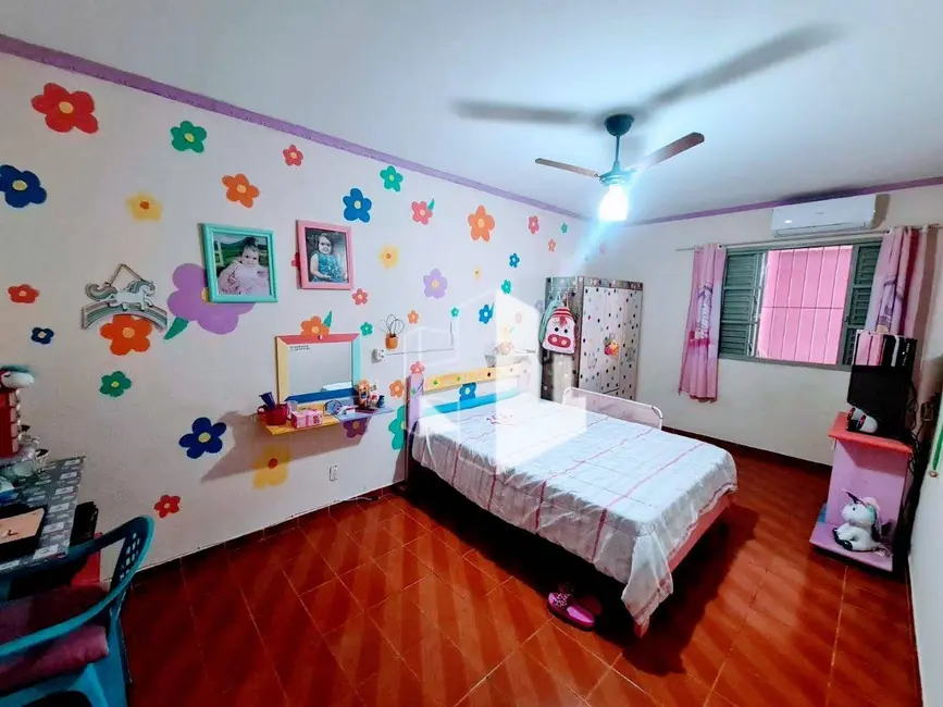 Foto 5 de Casa com 3 quartos à venda, 448m2 em Vila Nova Jaú, Jau - SP