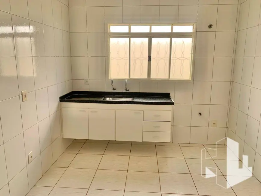 Foto 6 de Casa com 2 quartos à venda, 150m2 em Jardim Dona Emília, Jau - SP