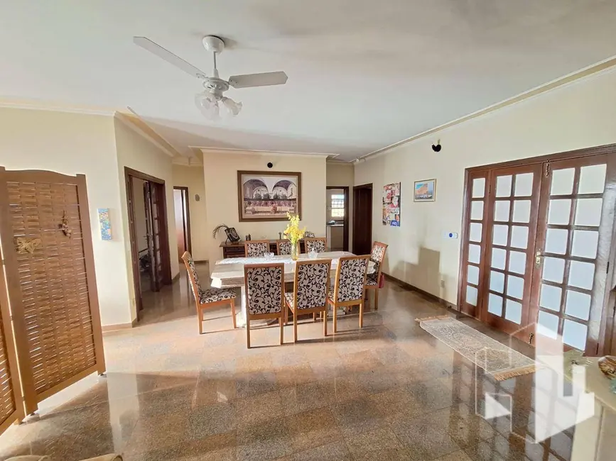 Foto 6 de Casa com 4 quartos à venda, 500m2 em Jardim Alvorada, Jau - SP