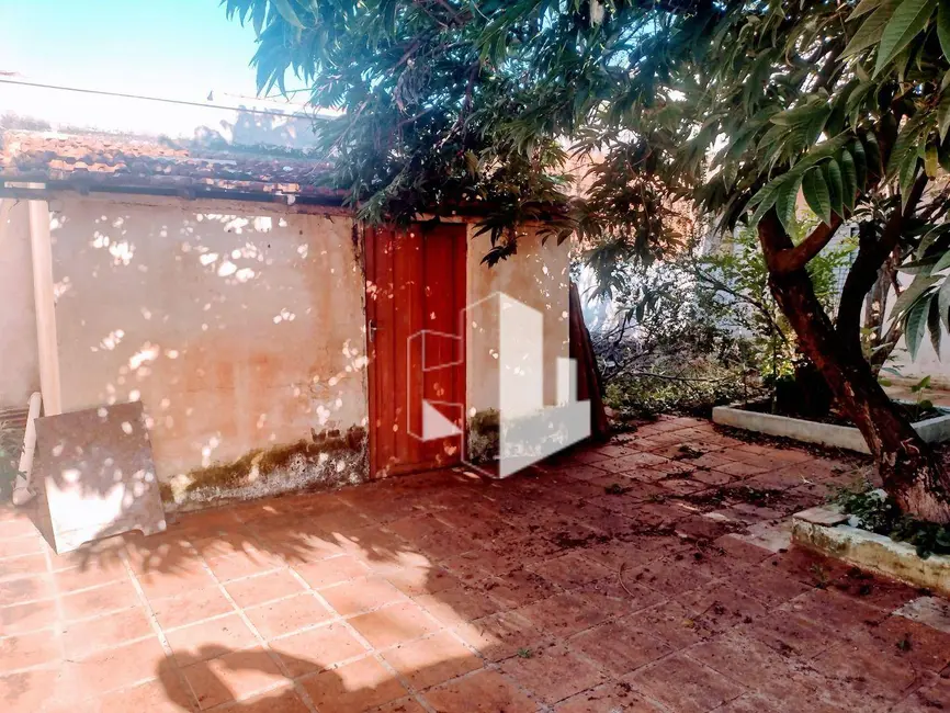 Foto 9 de Casa com 4 quartos à venda, 300m2 em Vila Sampaio Bueno, Jau - SP