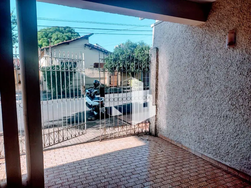 Foto 1 de Casa com 4 quartos à venda, 300m2 em Vila Sampaio Bueno, Jau - SP