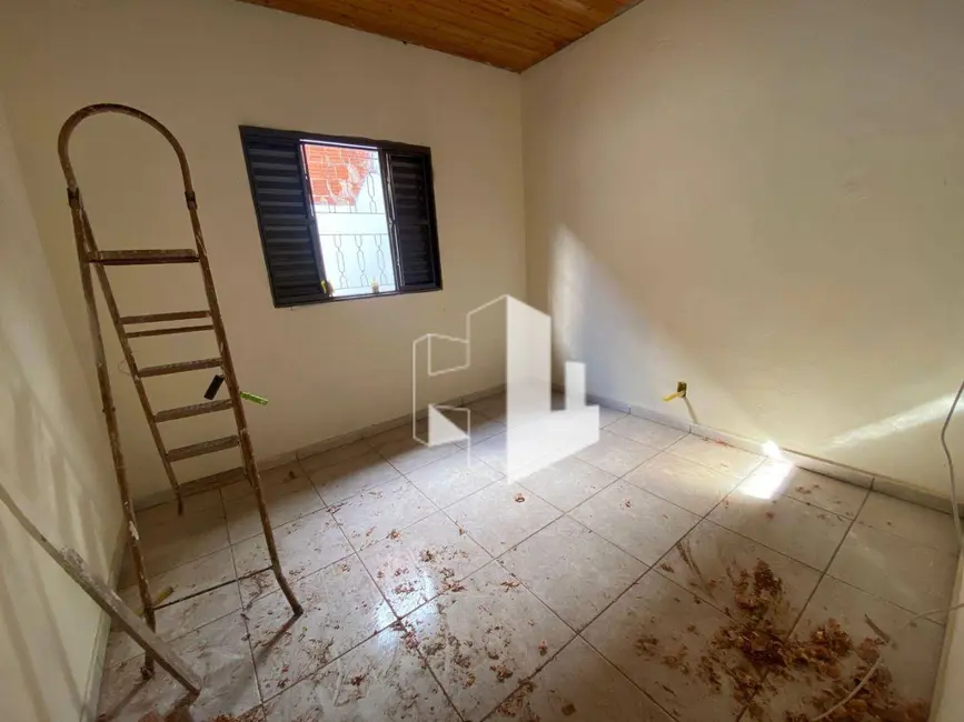 Foto 4 de Casa com 2 quartos para alugar, 175m2 em Jardim Padre Augusto Sani, Jau - SP