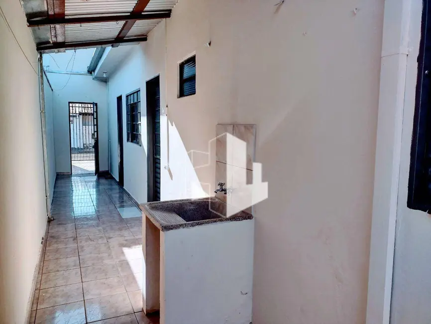 Foto 8 de Casa com 2 quartos à venda, 125m2 em Jardim Itamarati, Jau - SP