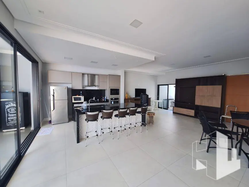 Foto 6 de Casa com 2 quartos à venda, 250m2 em Jardim Campos Prado, Jau - SP