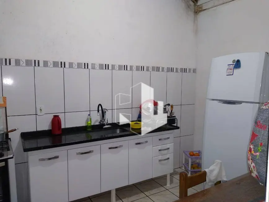 Foto 6 de Casa com 2 quartos à venda, 143m2 em Vila Alves de Almeida, Jau - SP