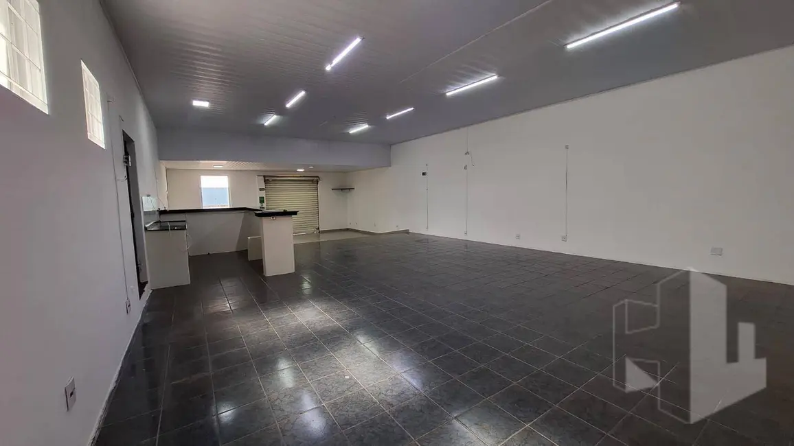 Foto 3 de Armazém / Galpão para alugar, 200m2 em Centro, Jau - SP