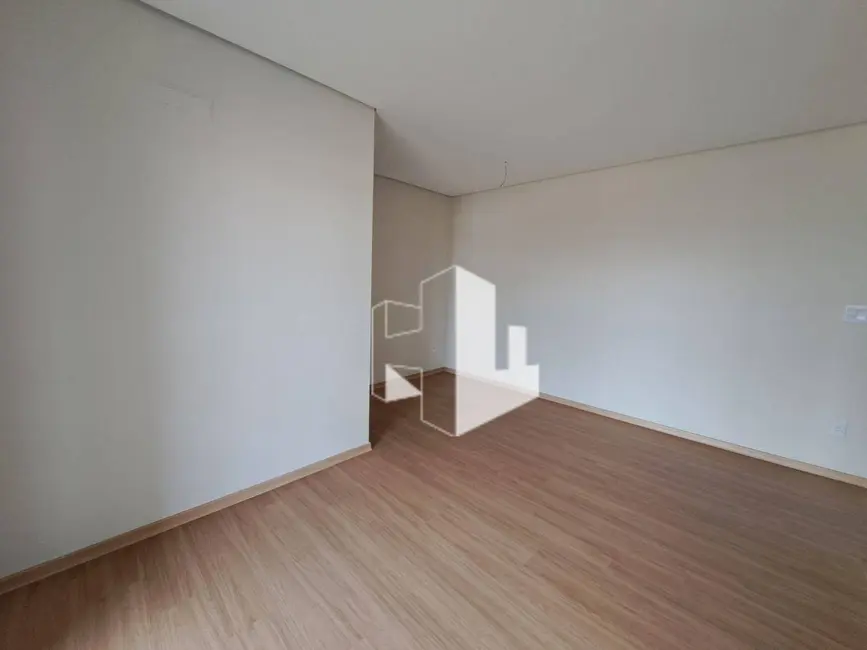 Foto 4 de Apartamento com 3 quartos para alugar, 127m2 em Vila Assis, Jau - SP