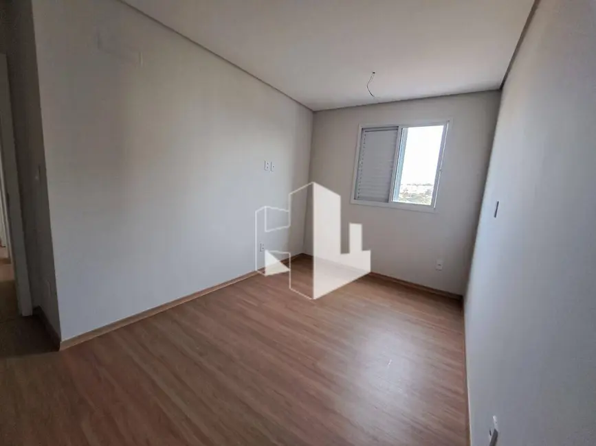 Foto 7 de Apartamento com 3 quartos para alugar, 127m2 em Vila Assis, Jau - SP