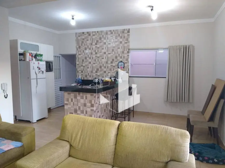 Foto 2 de Casa com 2 quartos à venda, 180m2 em Jardim Bela Vista, Jau - SP