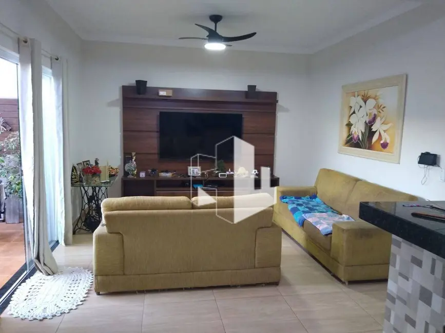 Foto 1 de Casa com 2 quartos à venda, 180m2 em Jardim Bela Vista, Jau - SP