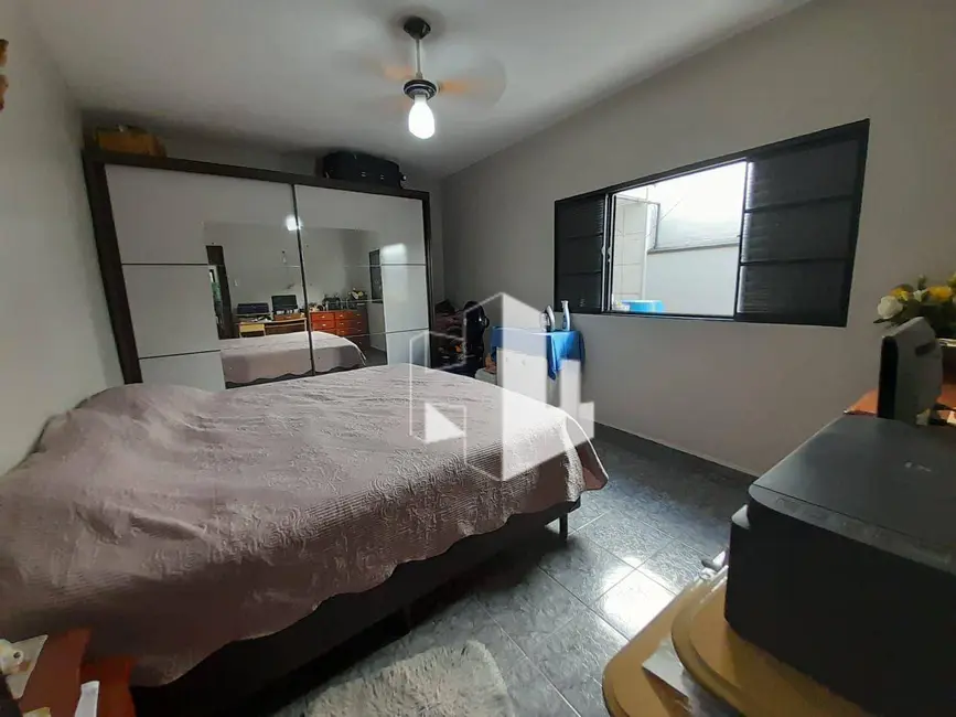 Foto 4 de Casa com 2 quartos à venda, 125m2 em Jardim Sanzovo, Jau - SP