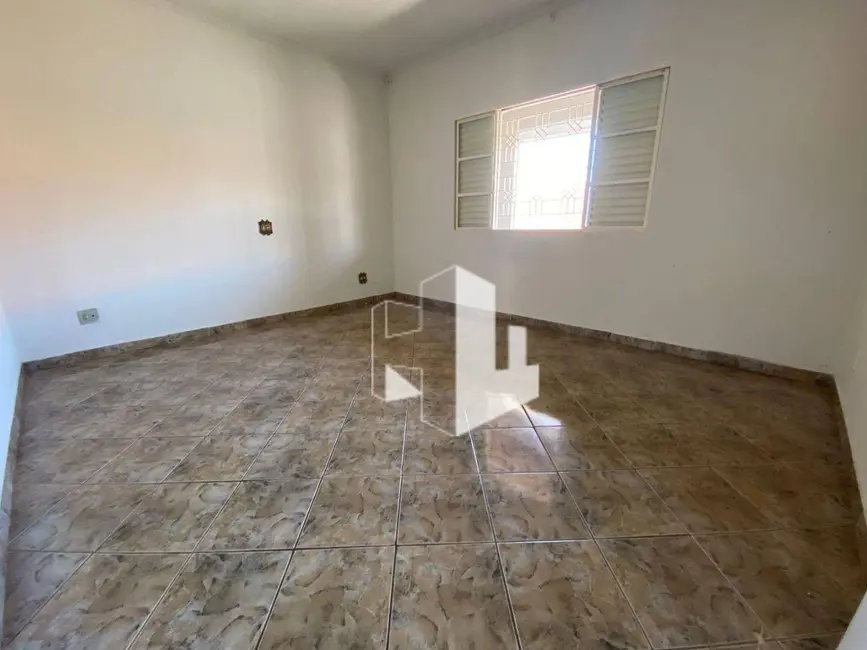 Foto 4 de Casa com 2 quartos à venda, 175m2 em Jardim Sempre Verde, Jau - SP