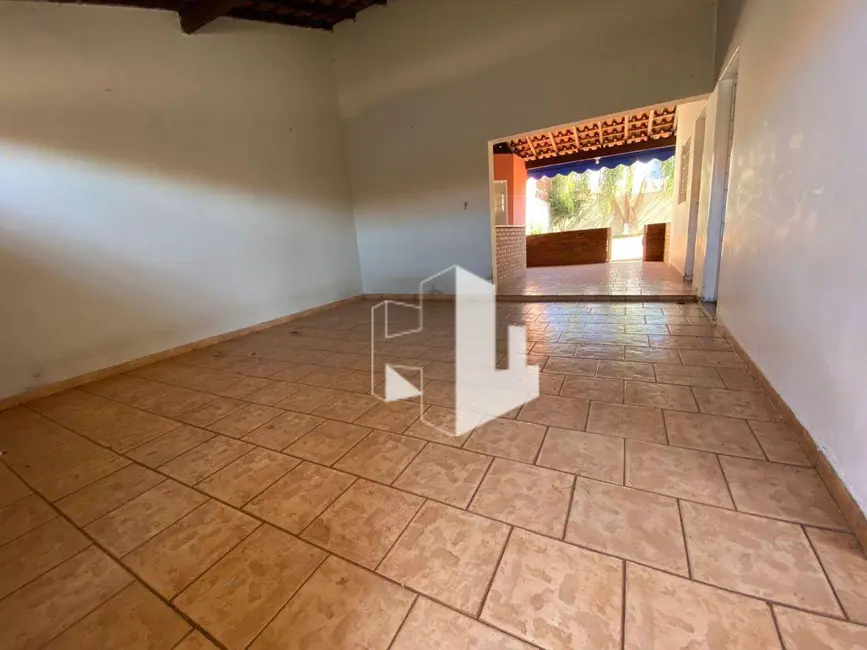 Foto 1 de Casa com 2 quartos à venda, 175m2 em Jardim Sempre Verde, Jau - SP