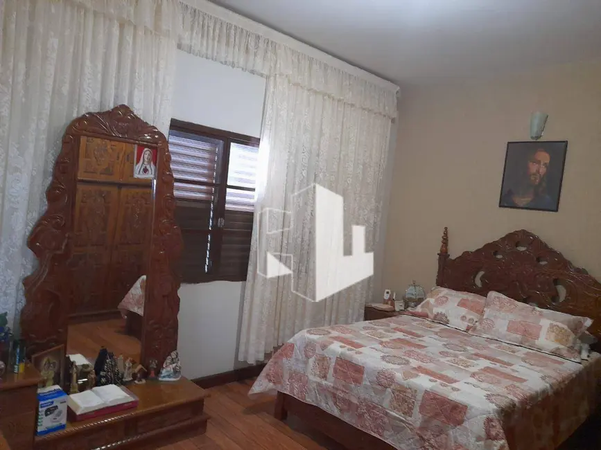 Foto 7 de Casa com 3 quartos à venda, 350m2 em Jardim Itamarati, Jau - SP