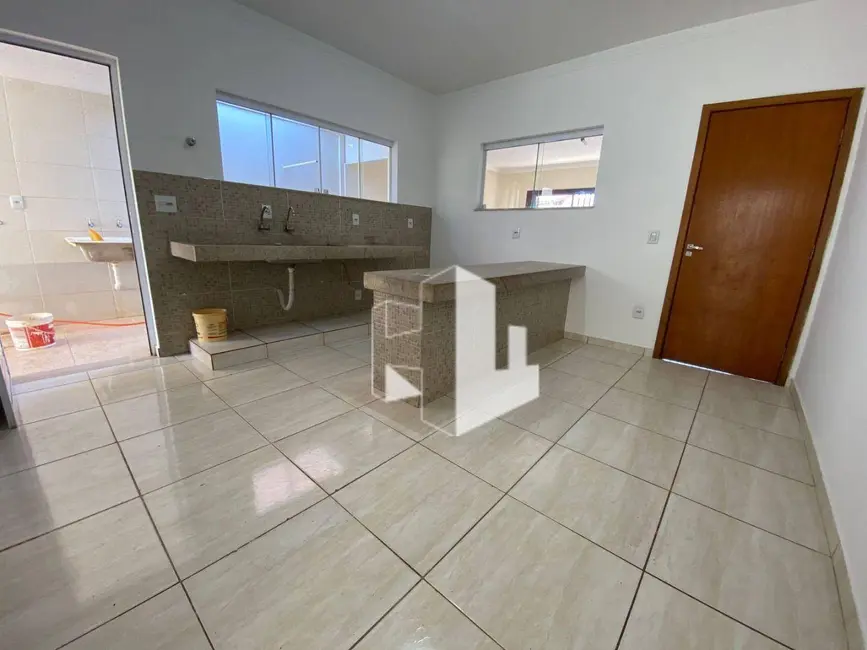 Foto 1 de Casa com 1 quarto para alugar em Chácara Ferreira Dias, Jau - SP
