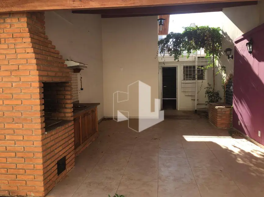 Foto 2 de Casa com 5 quartos à venda, 465m2 em Centro, Jau - SP