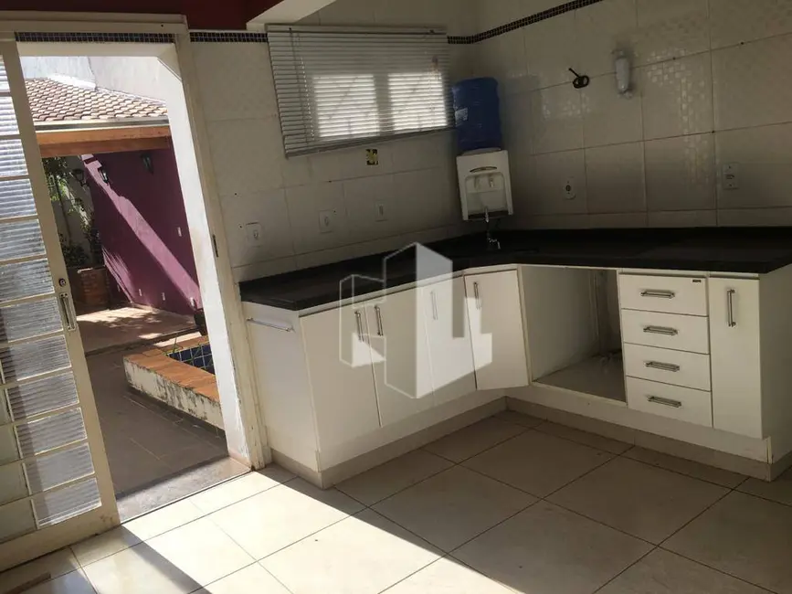 Foto 6 de Casa com 5 quartos à venda, 465m2 em Centro, Jau - SP